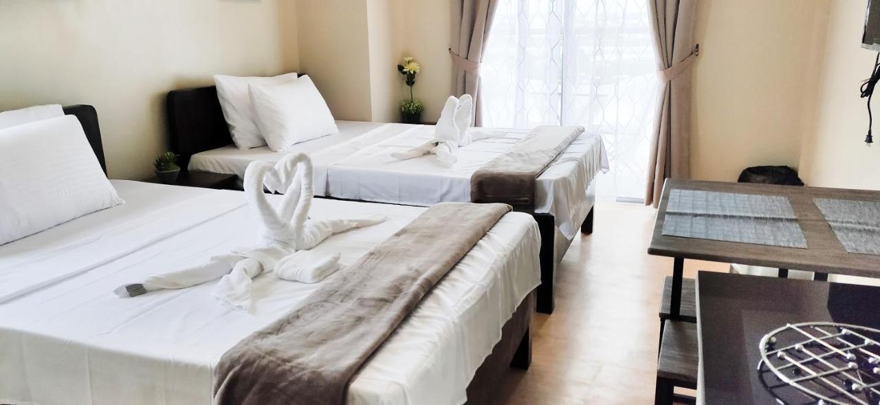 Sunvida Tower Stays Across Sm City Cebu Екстер'єр фото