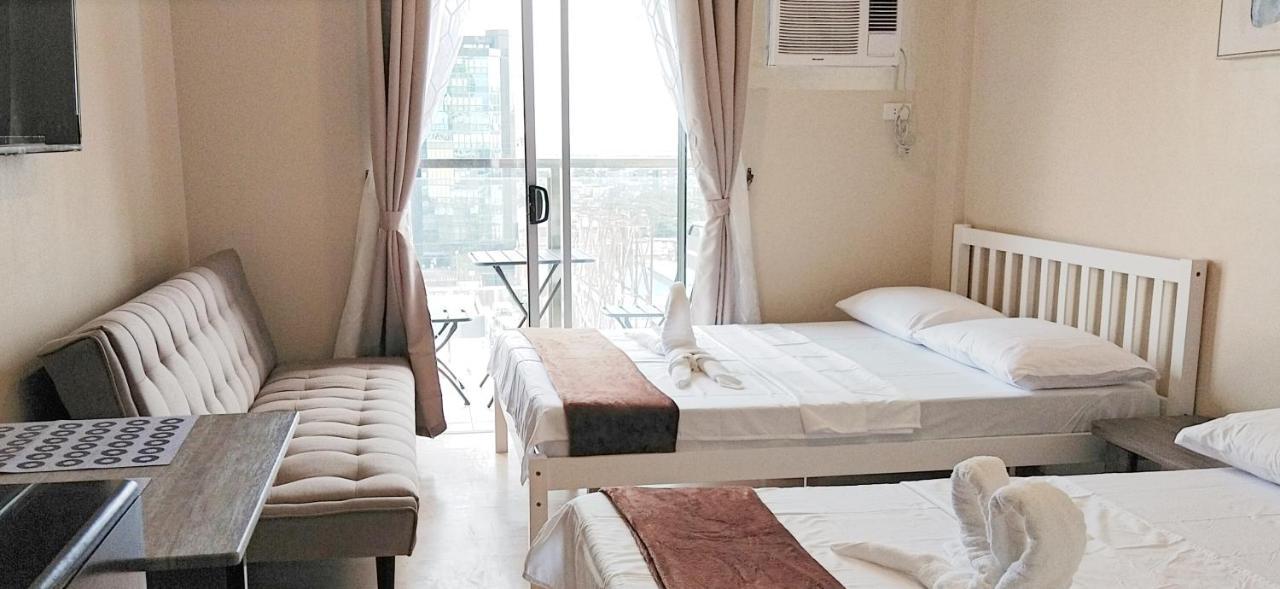 Sunvida Tower Stays Across Sm City Cebu Екстер'єр фото